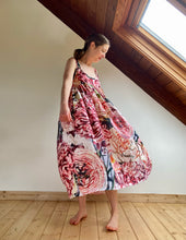 Load image into Gallery viewer, Yesterday Dress