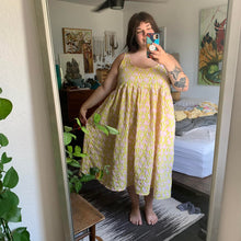 Load image into Gallery viewer, Yesterday Dress