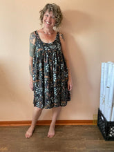 Load image into Gallery viewer, Yesterday Dress