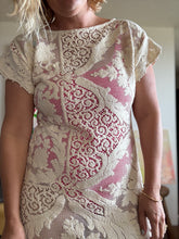 Load image into Gallery viewer, Quaker lace dress