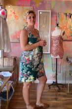 Load image into Gallery viewer, Three-quarter view of vintage bark cloth mini dress showing full print