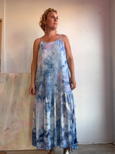 Load image into Gallery viewer, low back linen dress