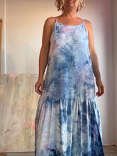 Load image into Gallery viewer, low back linen dress