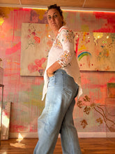 Load image into Gallery viewer, Long sleeve bias shirt with corner hem 250906