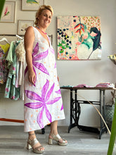 Load image into Gallery viewer, hand painted linen dress 25053