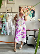 Load image into Gallery viewer, hand painted linen dress 25053
