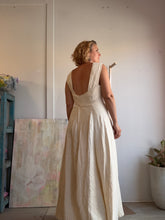 Load image into Gallery viewer, Low back linen dress 2406
