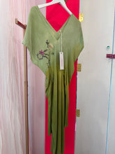 Load image into Gallery viewer, Green silk dress
