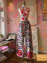 Load image into Gallery viewer, Suzani pants 26007