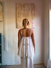 Load image into Gallery viewer, Embroidered circle tank