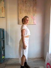Load image into Gallery viewer, Ranglan crop tee made from rice linen