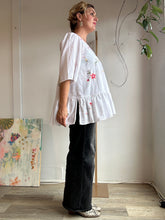 Load image into Gallery viewer, Embroiderd rose dress/shirt