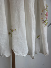 Load image into Gallery viewer, The Josephine top in vintage linen and lace