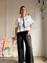 Load image into Gallery viewer, Vintage blue embroidered linens jacket top