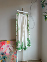 Load image into Gallery viewer, Vintage cacti printed linen pants