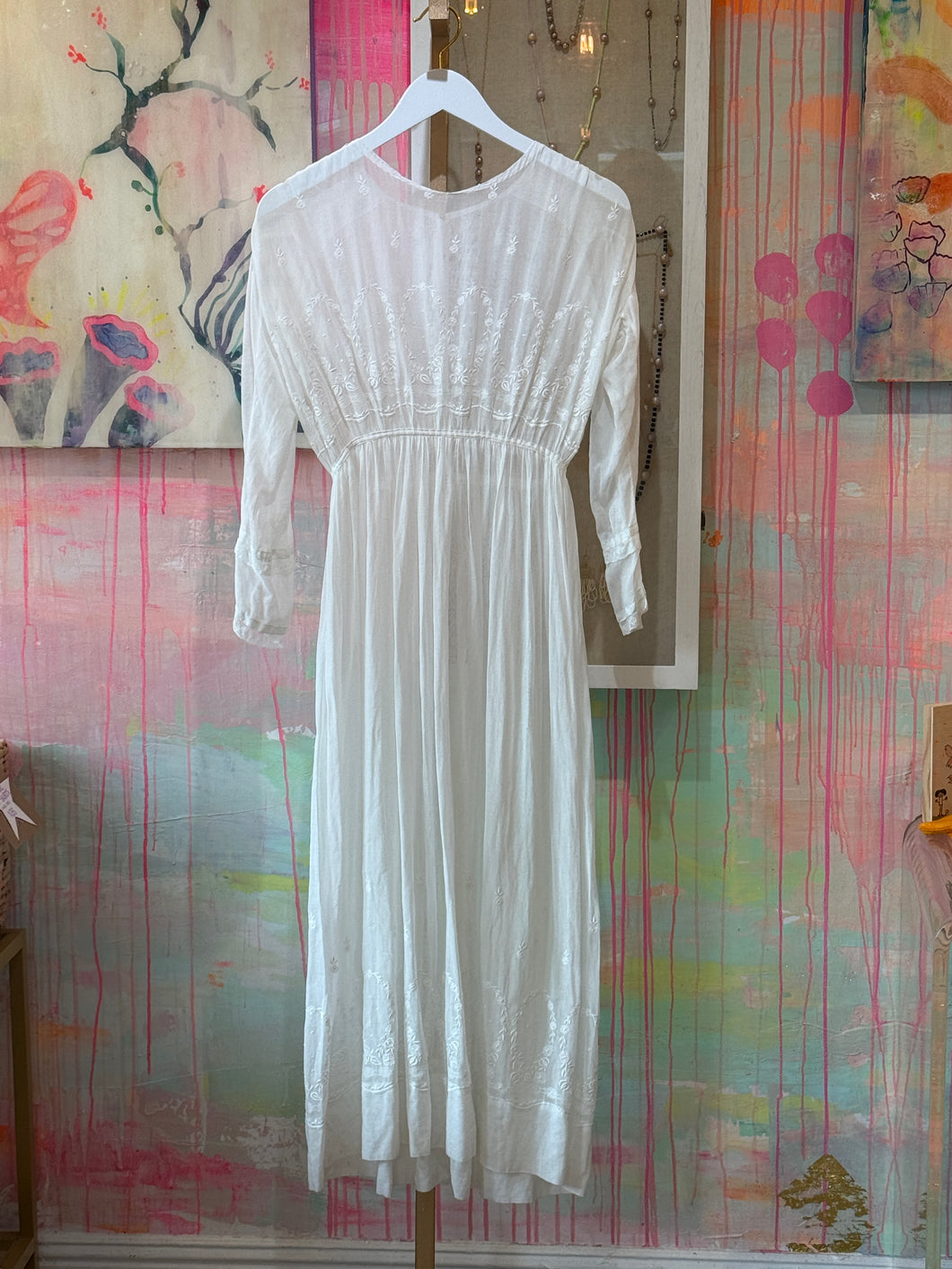 edwardian cotton dress V26016 – Caramiya Von Maur Results collection:getaway-dresses White cotton waist 35 Size:42 EU / 8 UK / 9 US