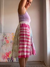 Load image into Gallery viewer, hand painted skirt 25056