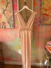 Load image into Gallery viewer, 1940's bias cut slip dress V26031