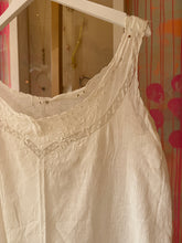Load image into Gallery viewer, Edwardian short nighty V26032
