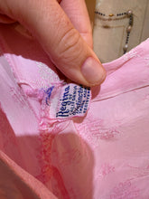 Load image into Gallery viewer, V26036 1930's pink slip