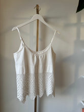 Load image into Gallery viewer, tank top with crochet bottom 25014