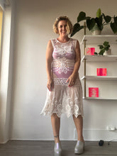 Load image into Gallery viewer, Lace dress